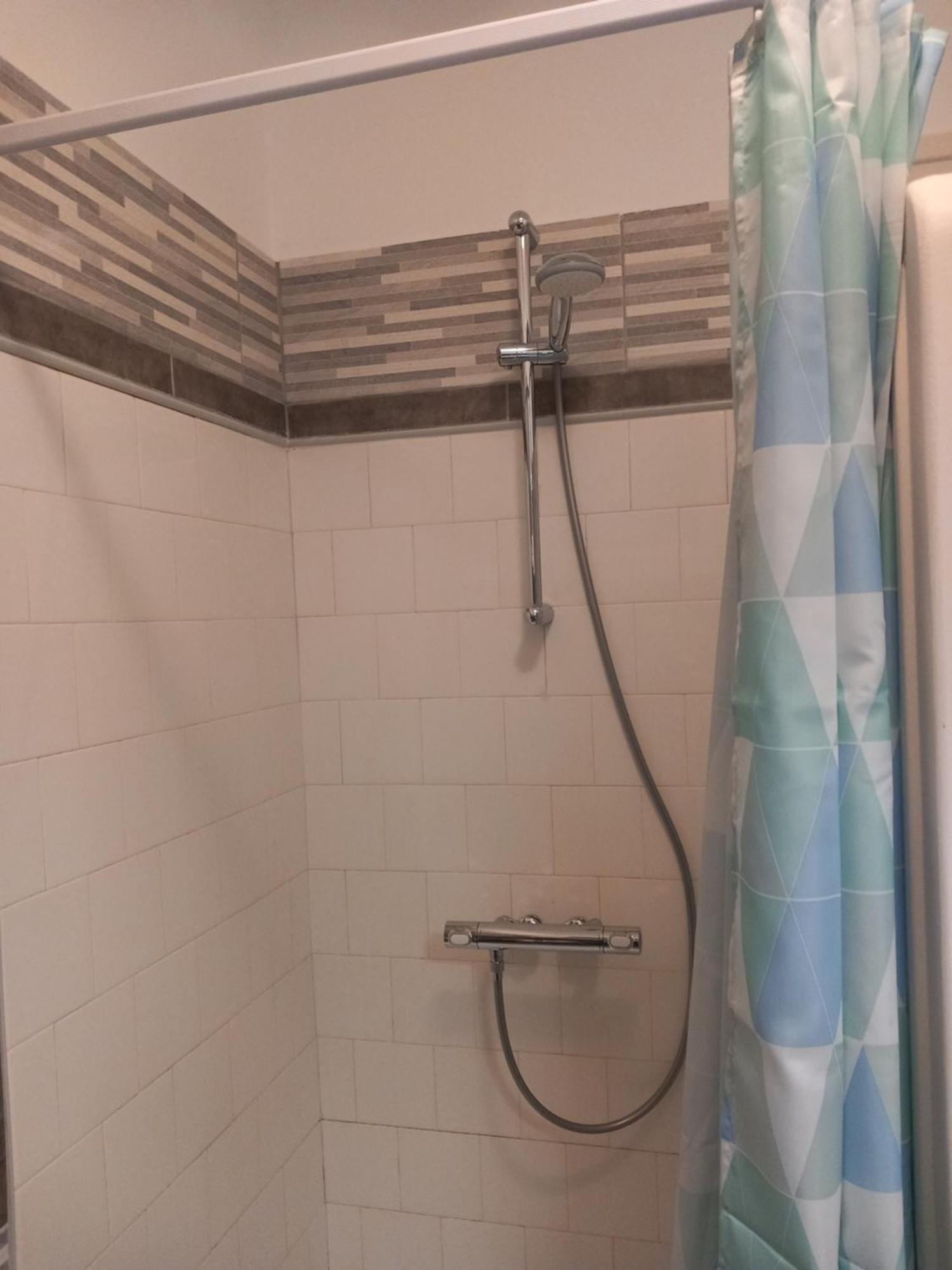 Les Cyclamens 1 Apartment Cosne-Cours-Sur-Loire Ngoại thất bức ảnh