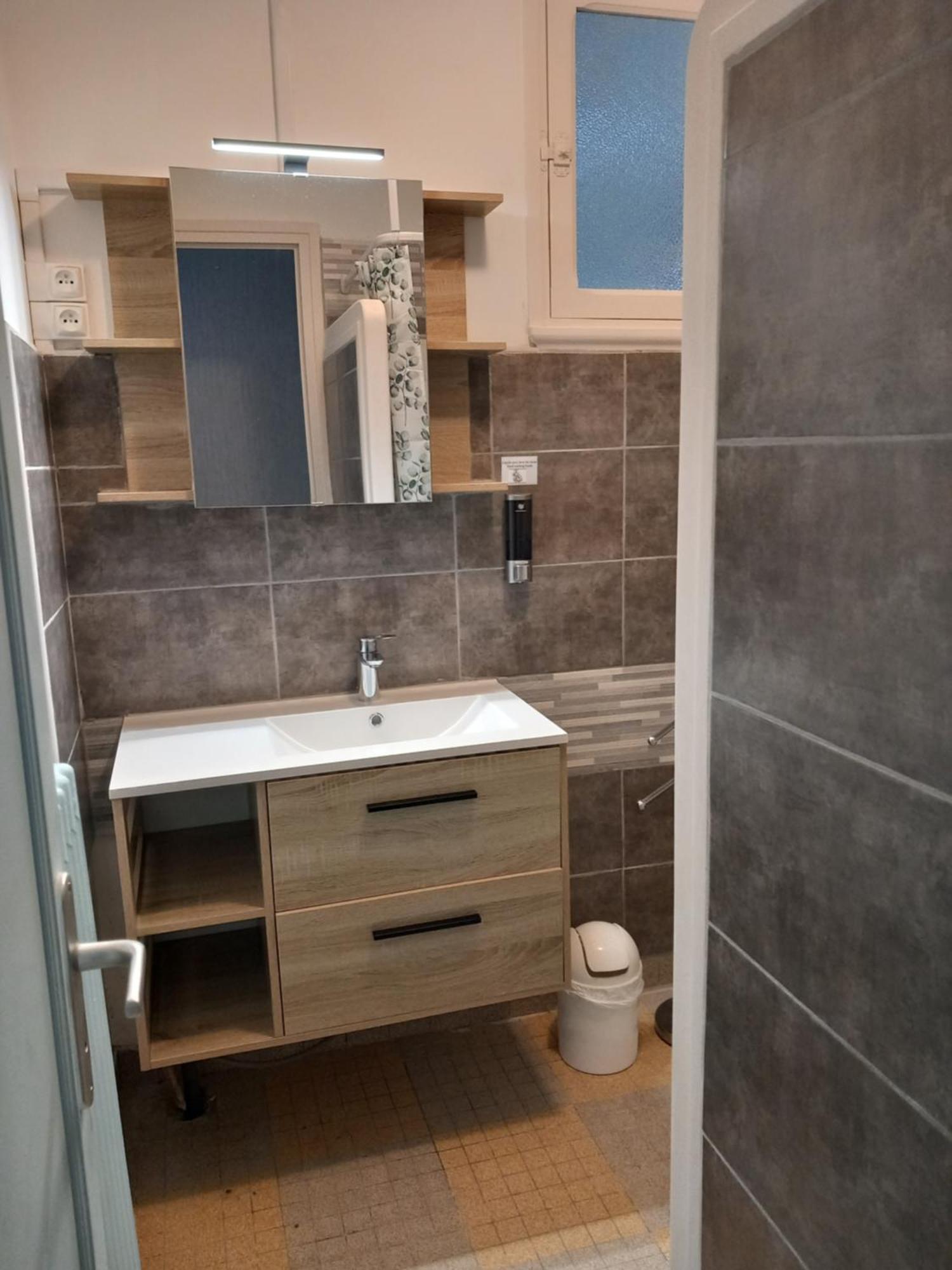 Les Cyclamens 1 Apartment Cosne-Cours-Sur-Loire Ngoại thất bức ảnh